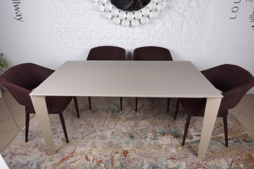 Стол Liverpool Nicolas стекло капучино